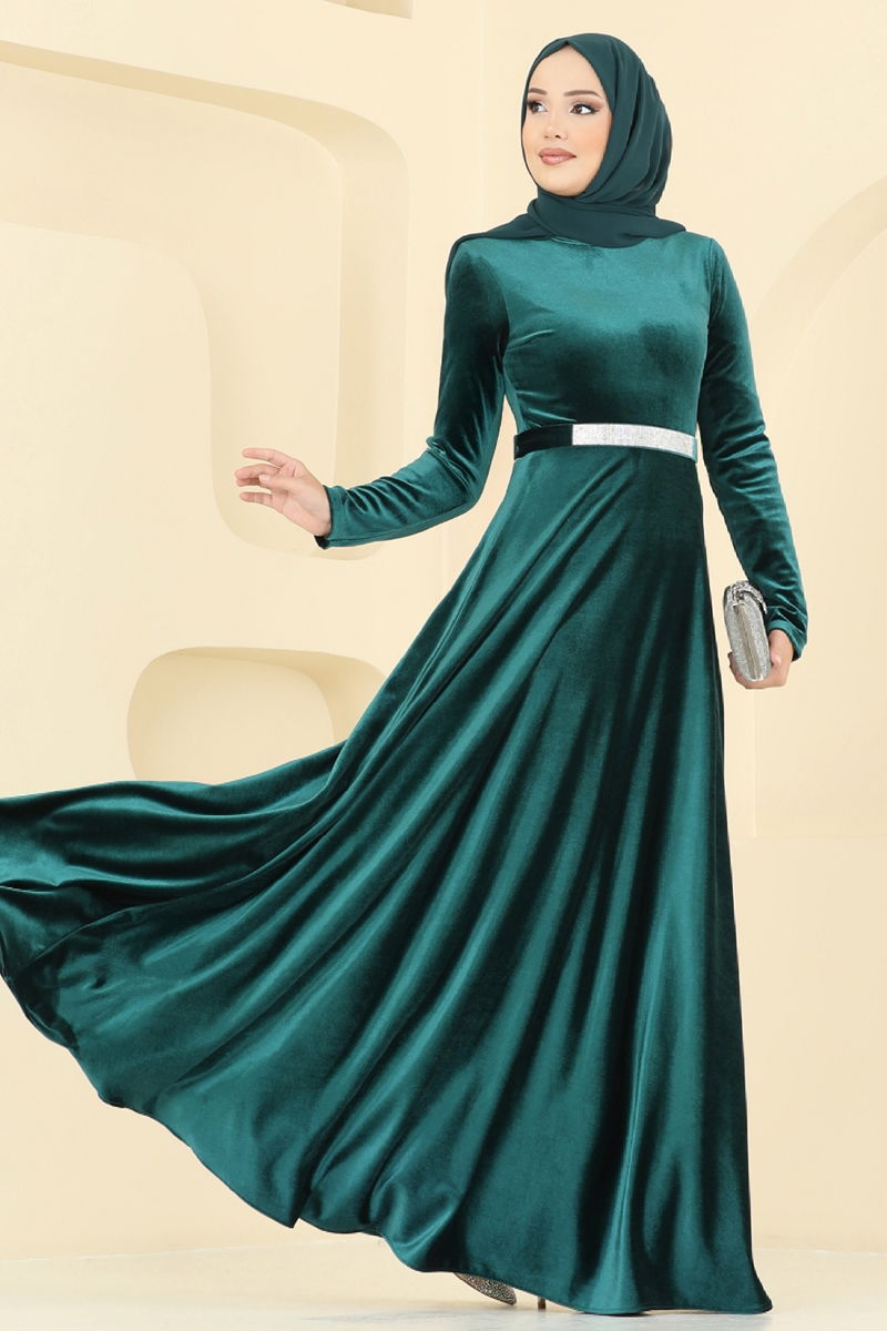 Emerald Modest Evening Dress with Intricate Beading