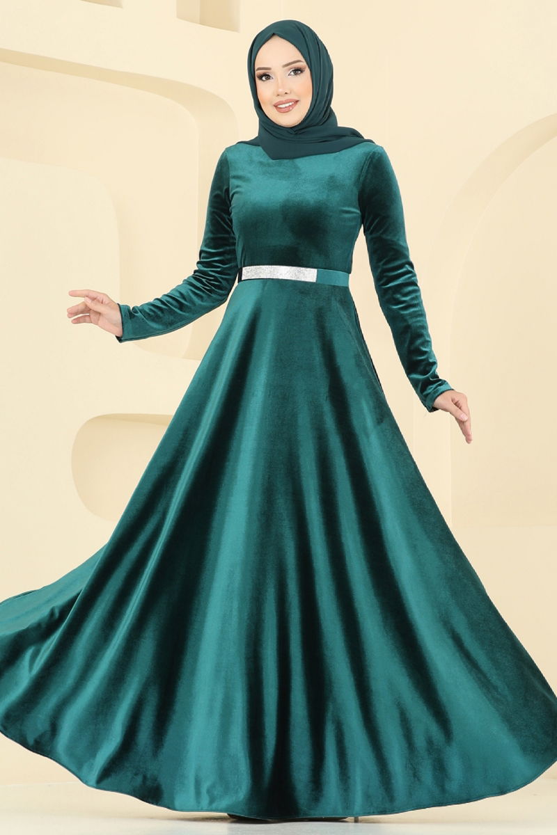 Emerald Modest Evening Dress with Intricate Beading