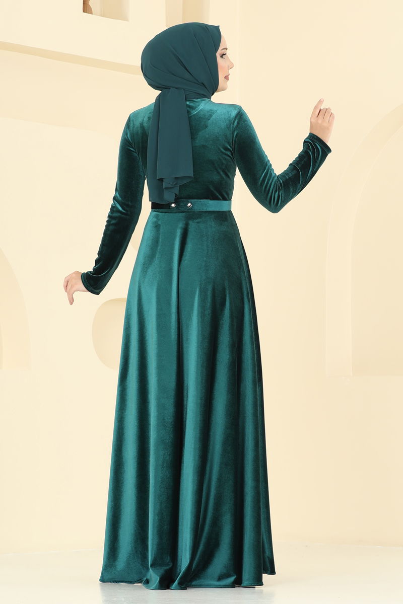Emerald Modest Evening Dress with Intricate Beading